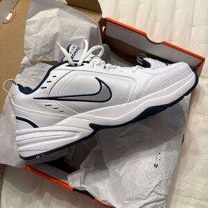 Nike Air Monarch IV Men’s Sneakers – Size 11.5 – White/Navy – NEW in Box